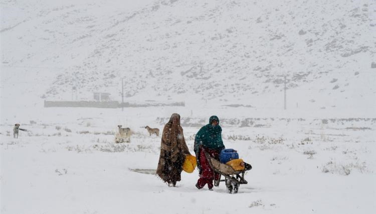 عاصفة ثلجية في باكستان وأفغانستان
